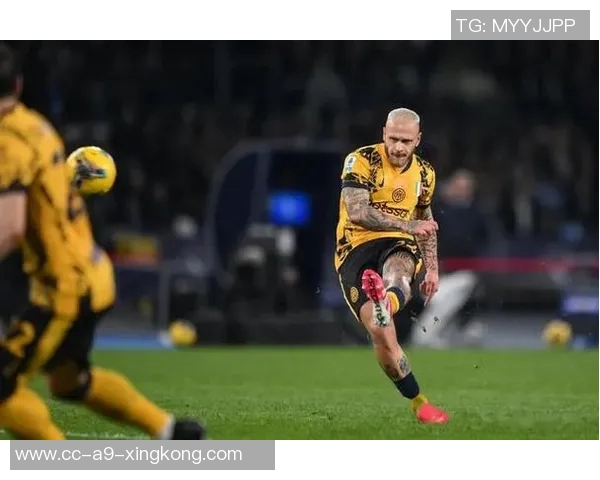 前国米体能教练解析边翼卫体力消耗小因换下迪马尔科的战术合理性