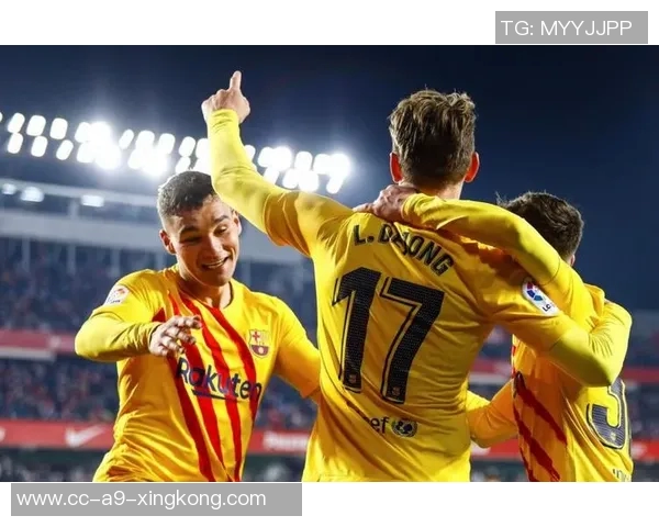 巴萨助教强调专注比赛不被裁判干扰强调皇马逼抢实力强劲